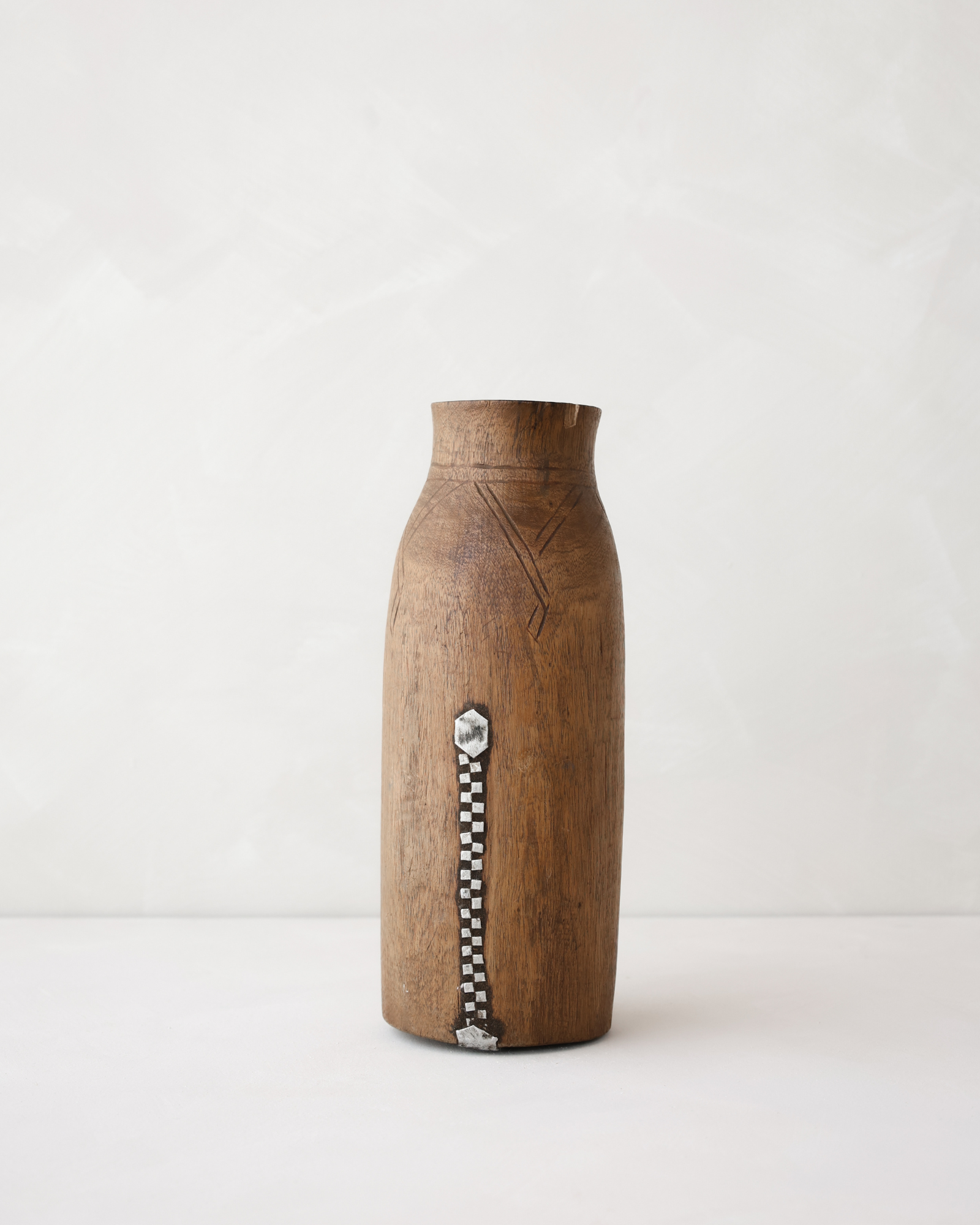 Tutsi Wood Vessel 01