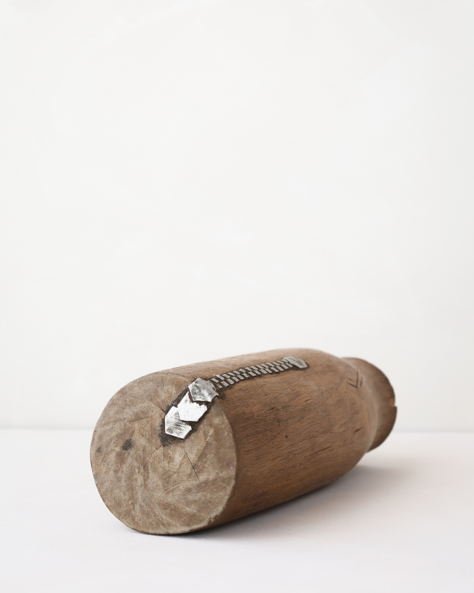 Tutsi Wood Vessel 01