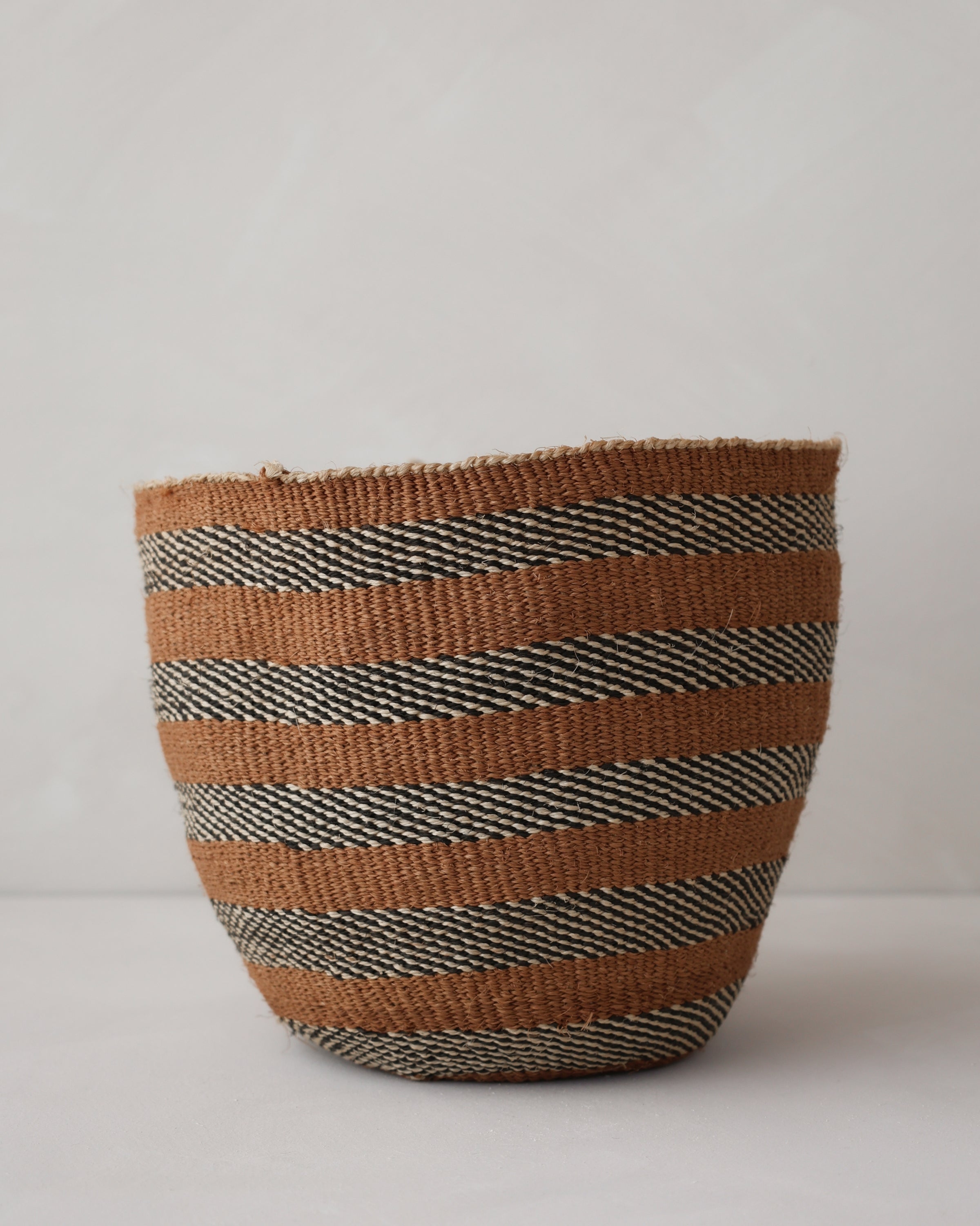 Sisal basket 02
