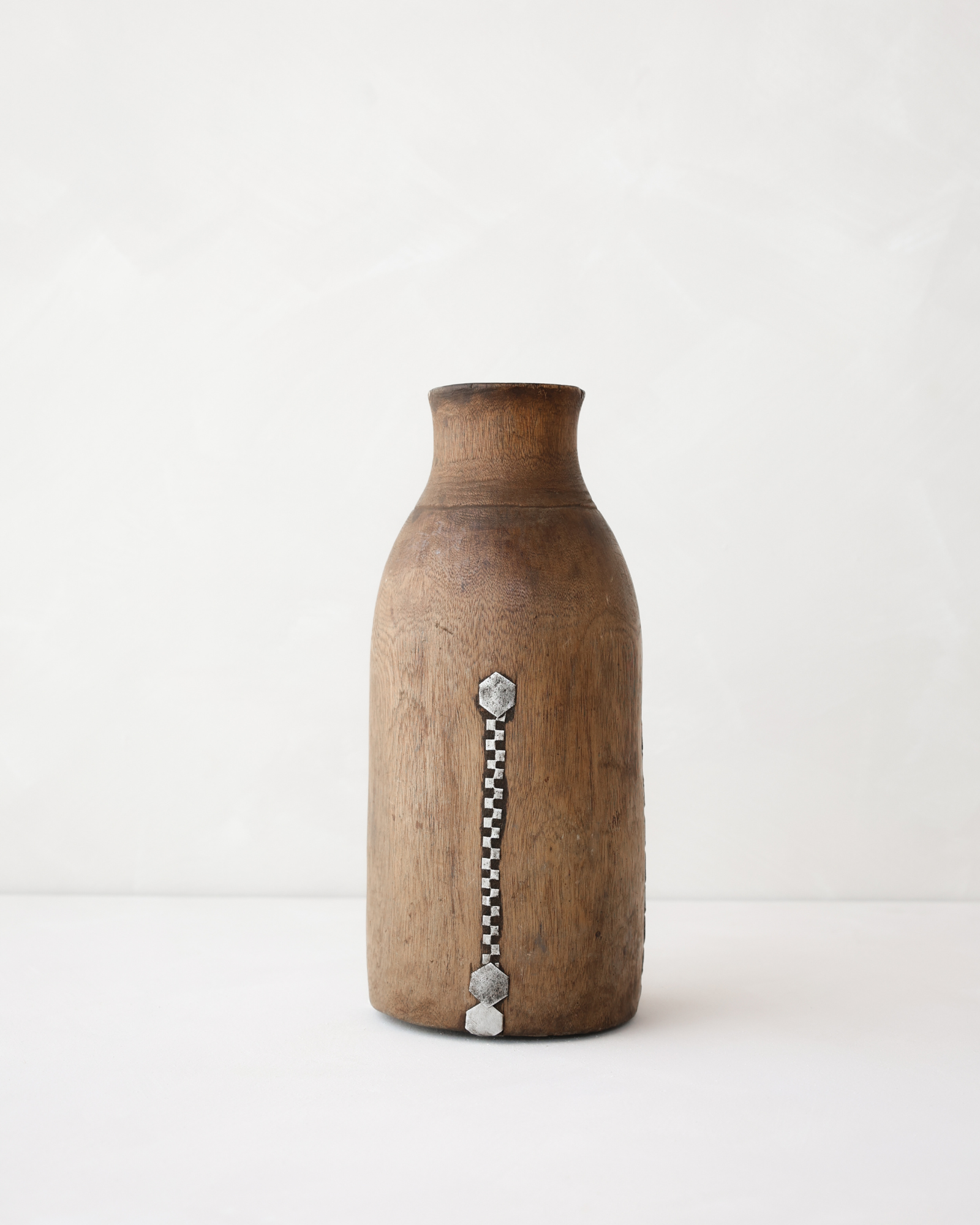 Tutsi Wood Vessel 02