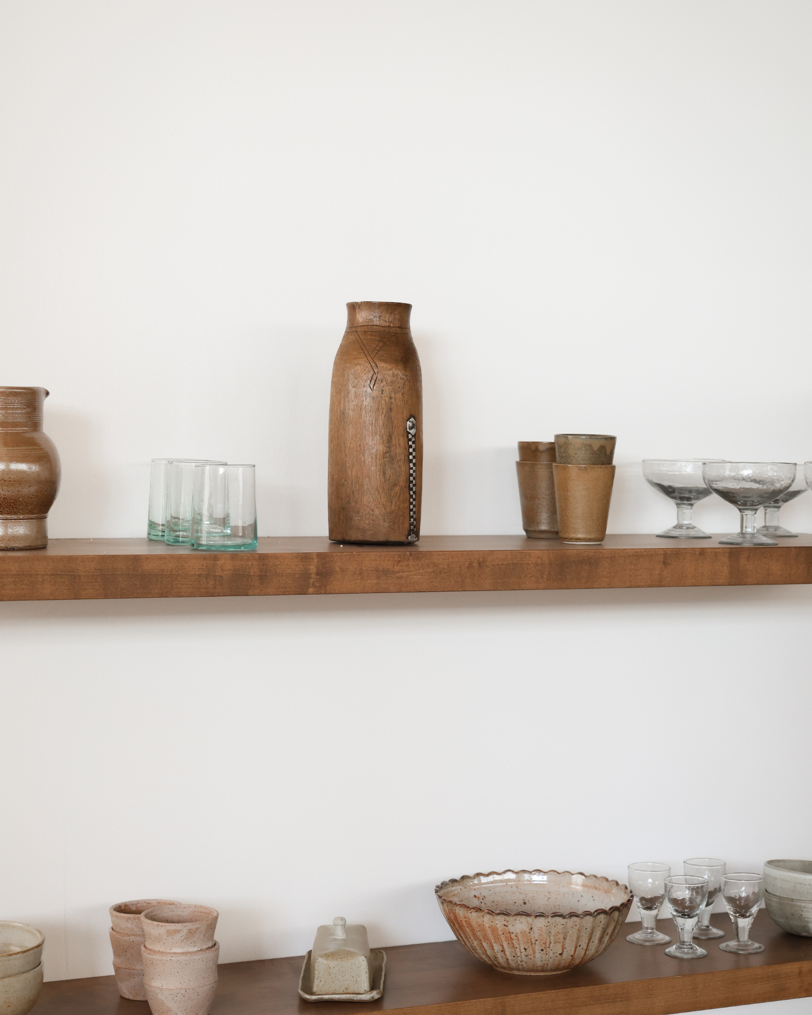 Tutsi Wood Vessel 02