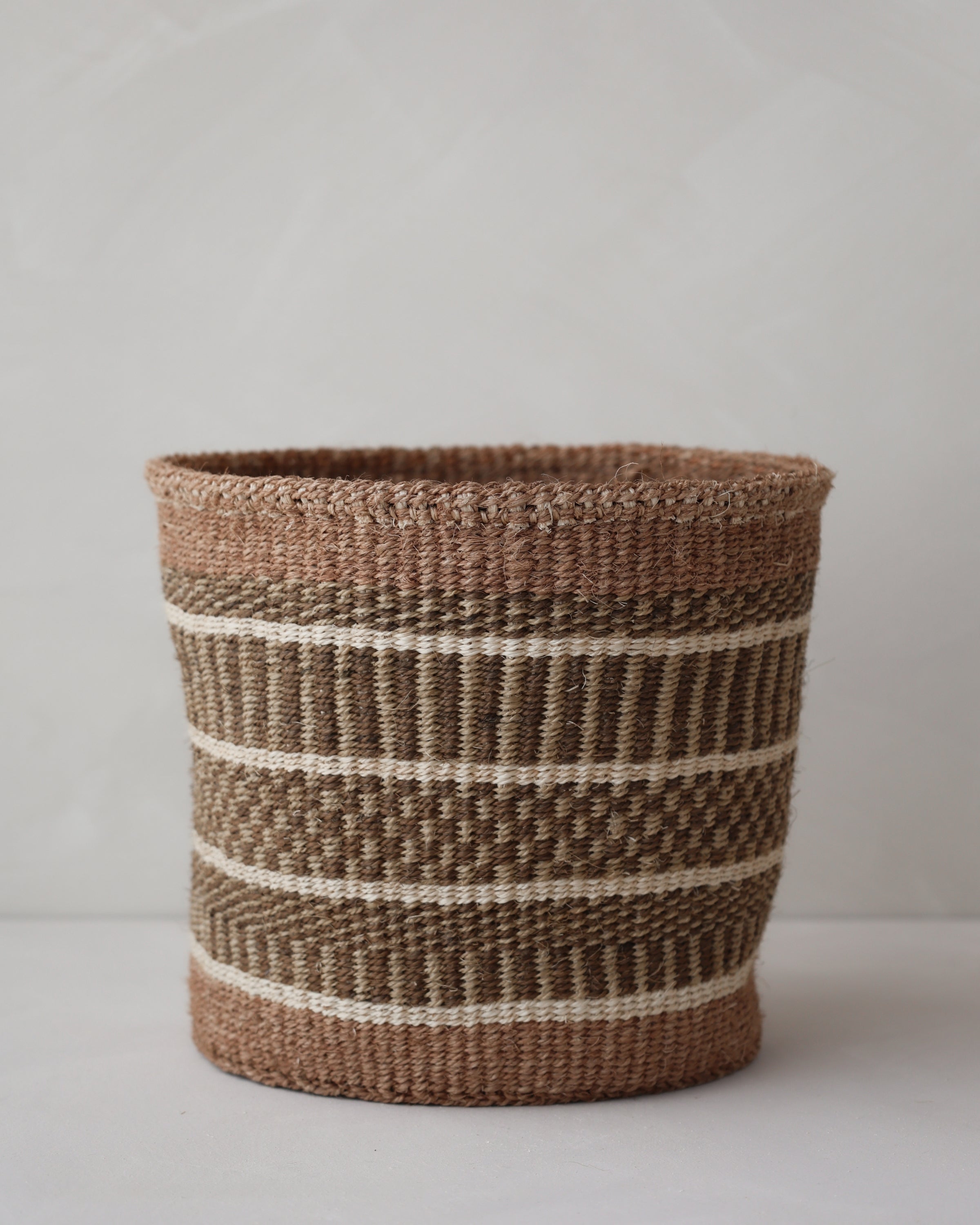 Sisal basket 08