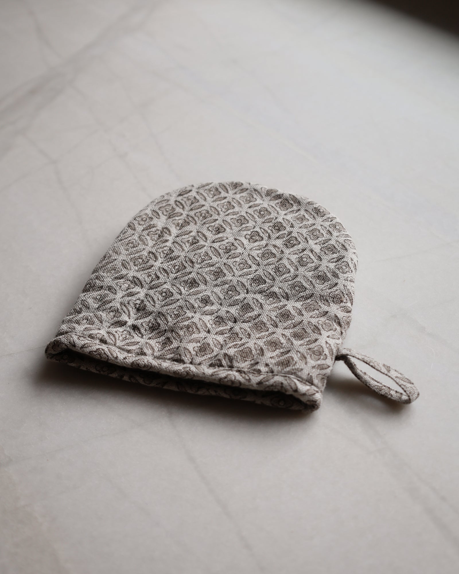 Trellis Oven Mitt