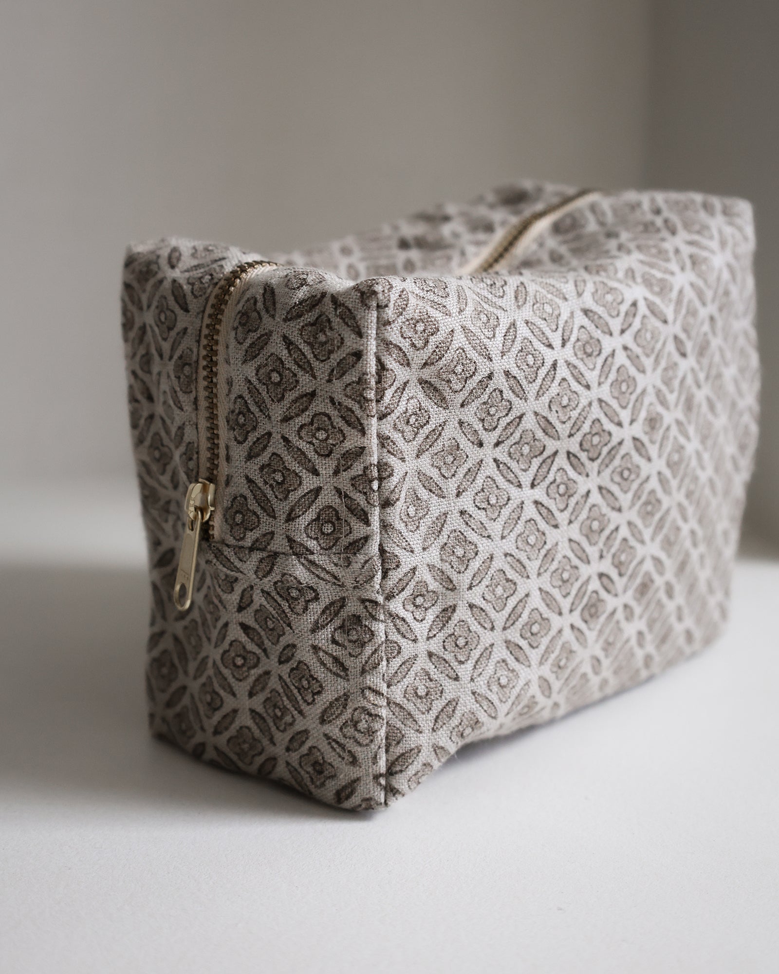 Trellis Travel Pouch - Petite