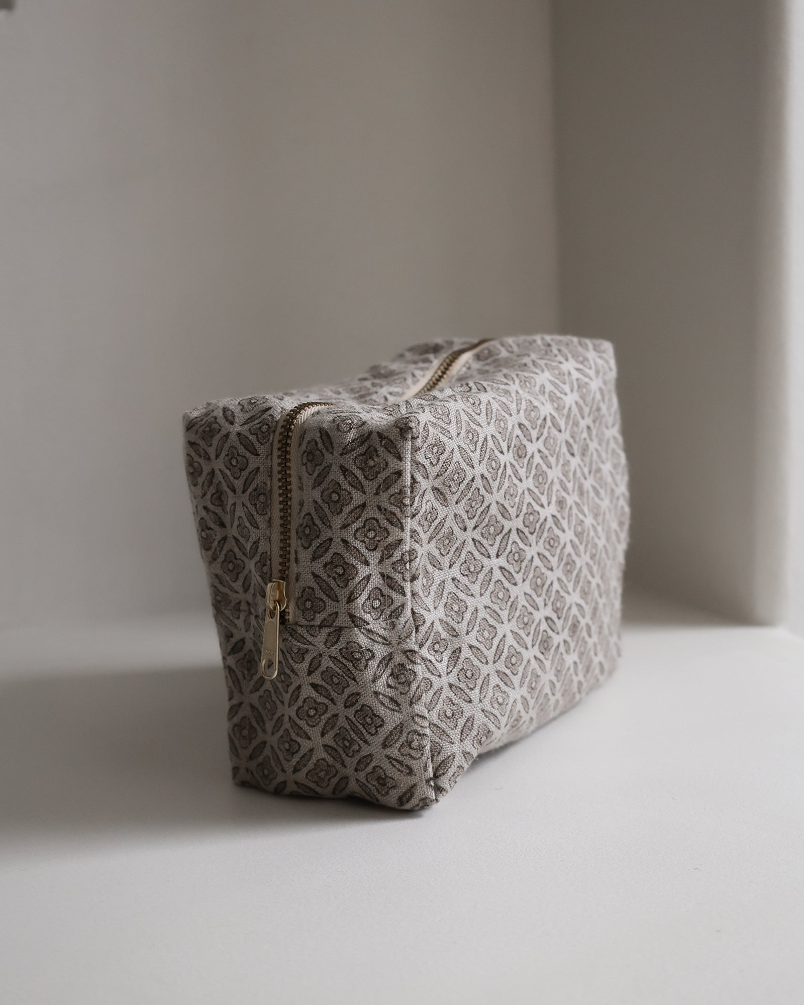 Trellis Travel Pouch - Petite